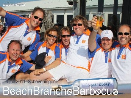 450+eventprofessionals+genieten+van+Beachbranchebarbecue+2012+%28foto%27s%29